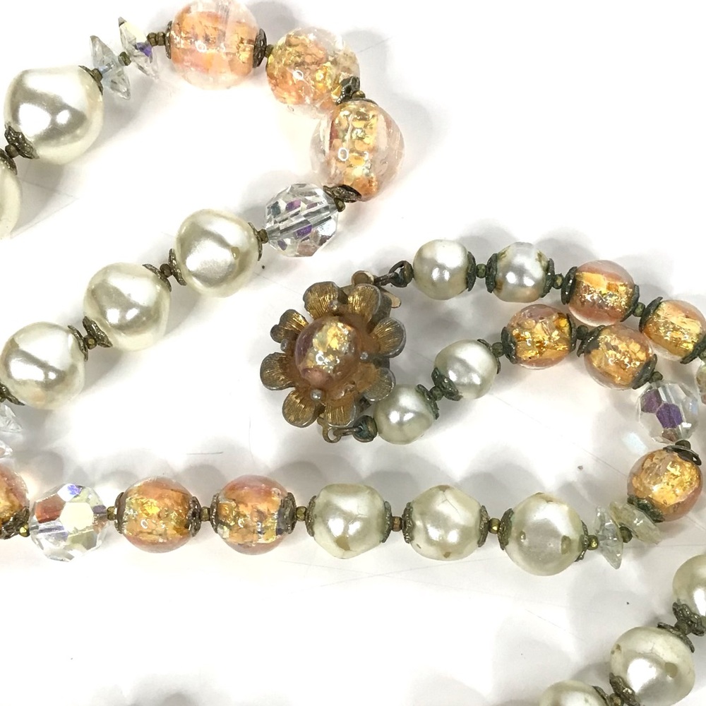 Alice Caviness Necklace Designer Glass Beaded - Picture 6 of 7